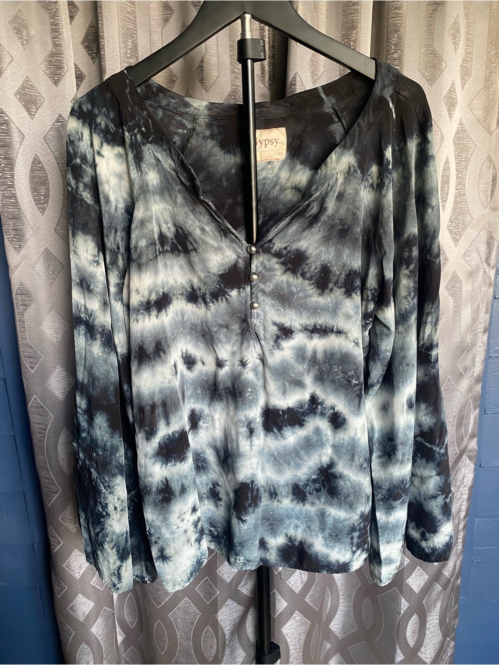 Gypsy 05 Tie-Dye Long Bell Sleeve V-Neck Henley Whimsigoth BohoChic 100% Silk